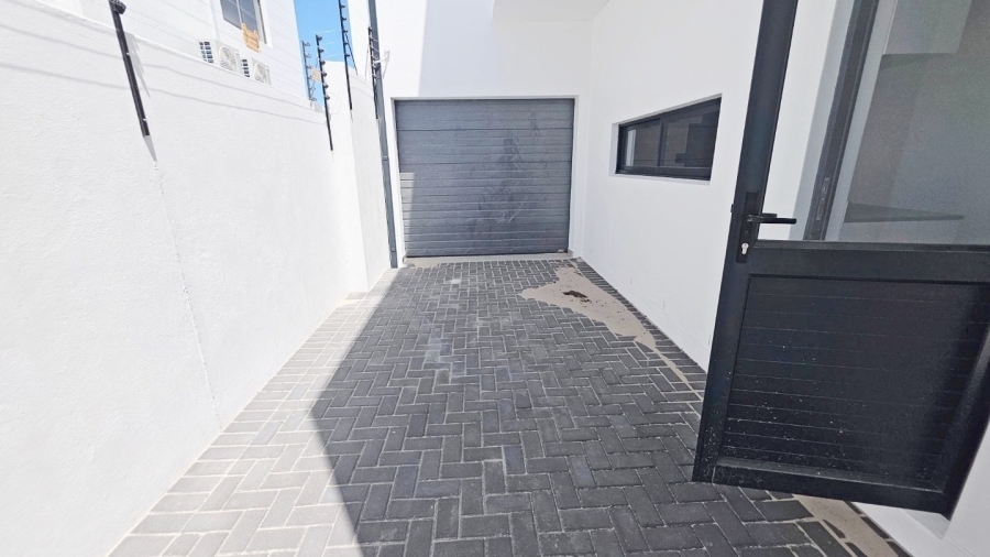 4 Bedroom Property for Sale in Sandown Western Cape